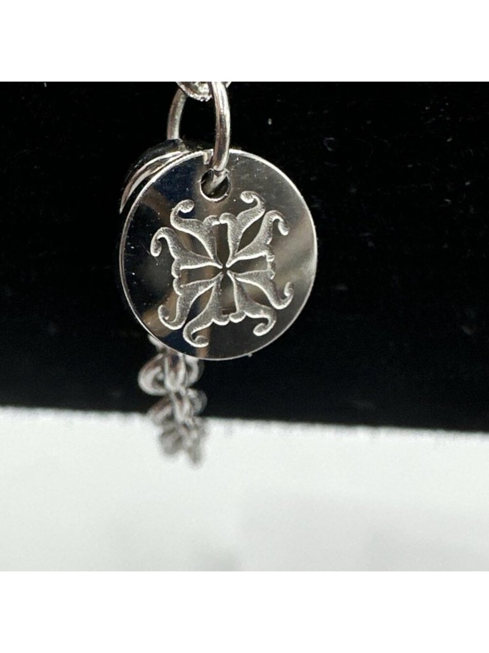 rustic cuff silver tone side ways cross chain link 7” - Picture 3 of 7